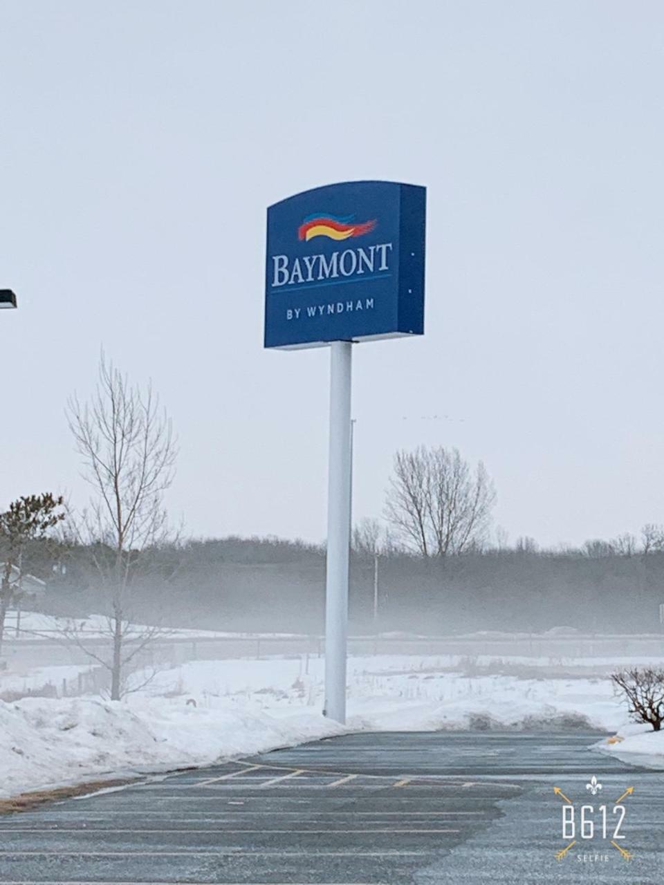 Baymont By Wyndham Baldwin Hotel Exterior photo